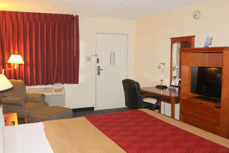 Days Inn By Wyndham College Station University Drive Bagian luar foto